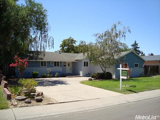 1st image of 2060 Portola Ave