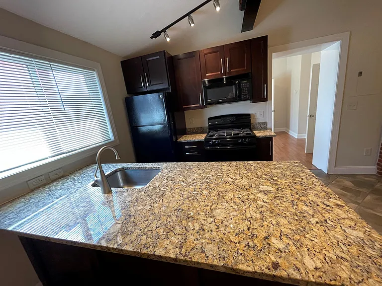 5171 Penn Ave #2 — Photo 3
