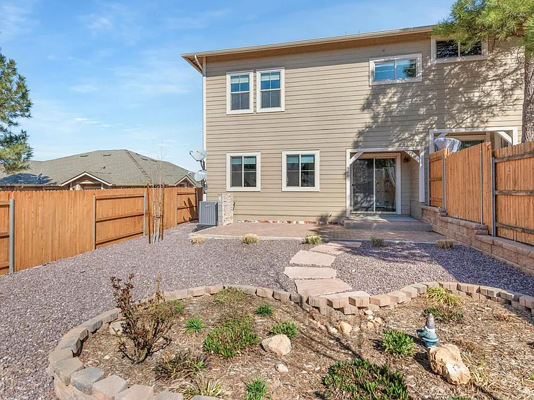 1196 N Waterside Dr — Photo 28