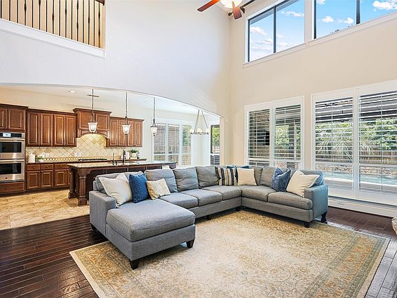 4th image of 25406 Greenwell Springs Ln