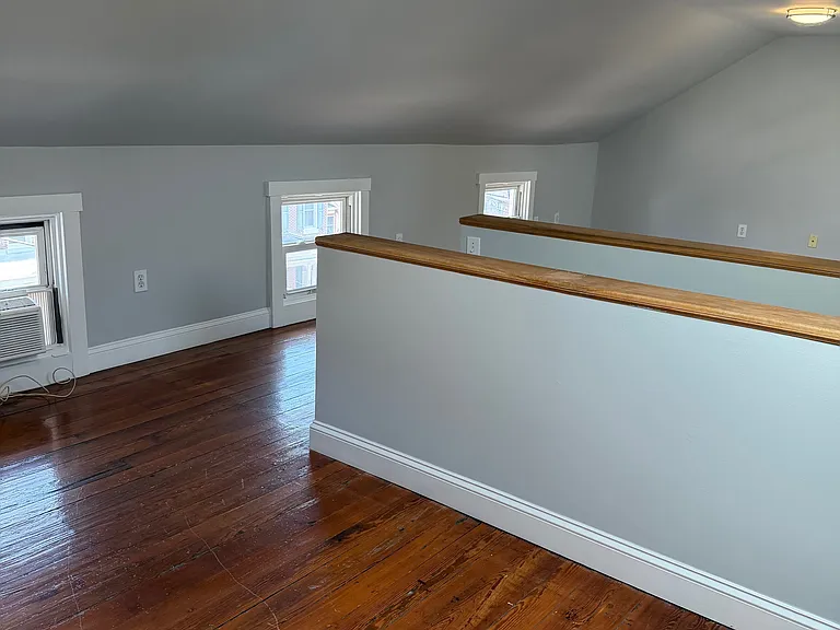 9 Cedar Ave — Photo 10
