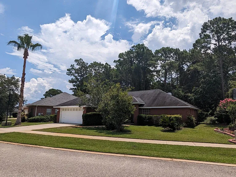3892 Mesa Rd — Photo 2