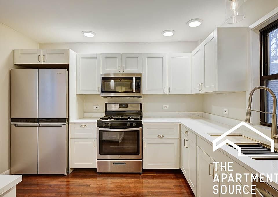 1st image of 6641 N Greenview Ave #1F