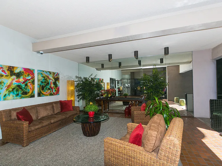 1910 Ala Moana Blvd #21B — Photo 57