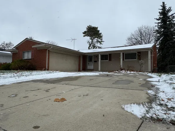 36721 Sherwood St, Livonia, MI 48154