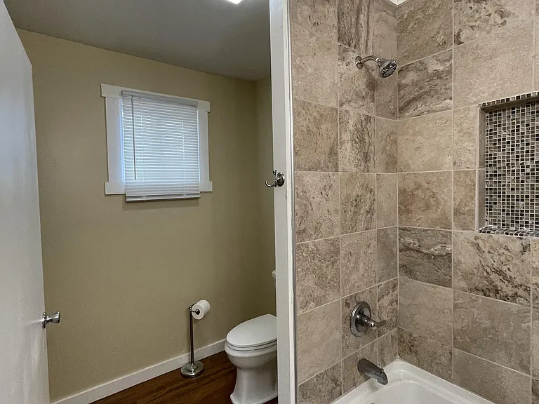 133.5 E Main St #2 — Photo 3