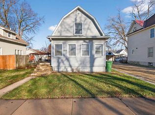 1125 Bertch Ave, Waterloo, IA 50702