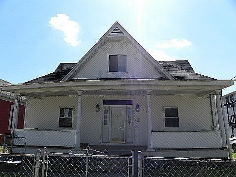1st image of 513 Wyoming St