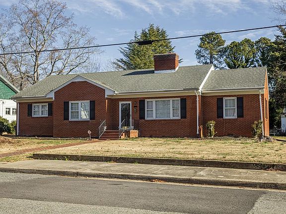 4th image of 1215 Peach Ave
