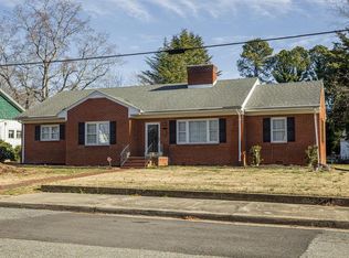 1215 Peach Ave, South Boston, VA 24592