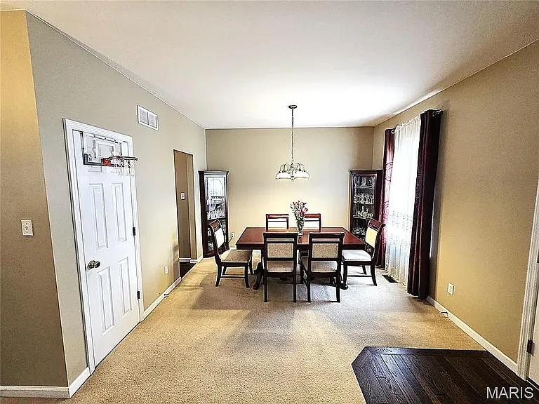 713 Waler Dr — Photo 9