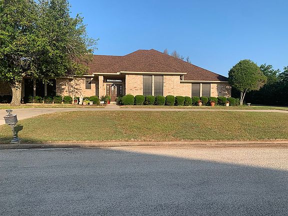 2nd image of 1200 Woodland Trail Dr