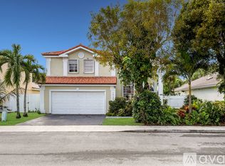 14150 Oak Ridge Dr, Davie, FL 33325