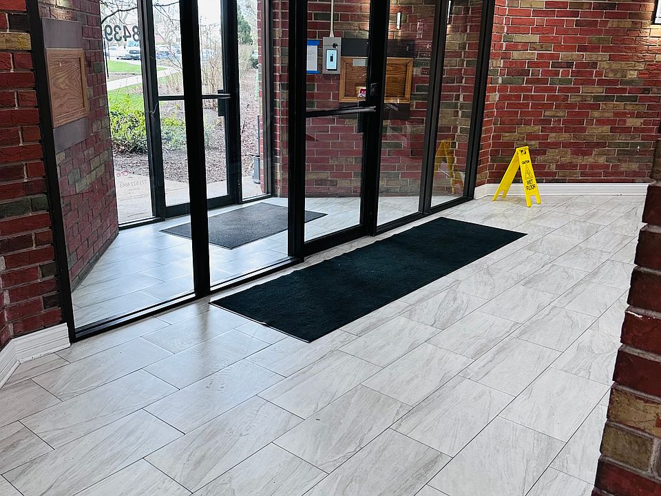1st image of 8503 W Catherine Ave #427