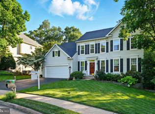 10024 Island Fog Ct, Bristow, VA 20136