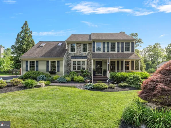 38 Andrew Ln, Lansdale, PA 19446