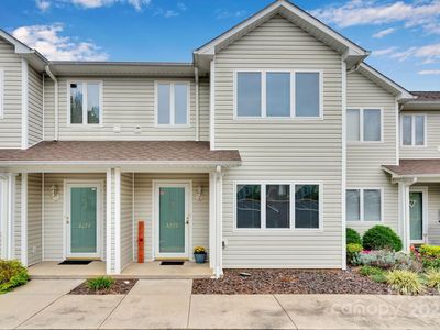 3275 White Oak Ct, Claremont, NC, 28610