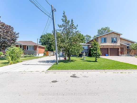 4th image of 134 Homeside Ave