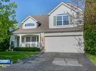 9 Farmington Ct, South Elgin, IL 60177