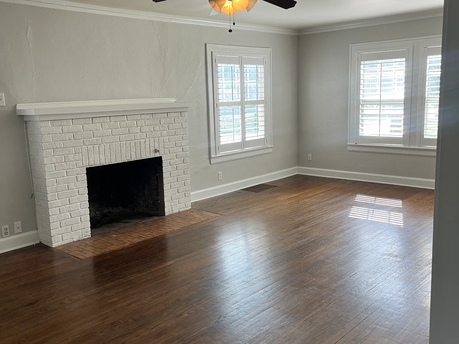 3 bed, 1.5 bath, 1483 sqft, $2,150 — Photo 3