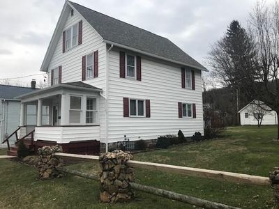 419 W 4th Ave, Derry, PA, 15627