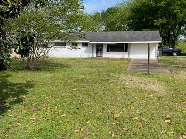 225 Florence Ave, Clarksdale, MS 38614