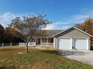 203 Serenity Ln, Greenville, IL 62246
