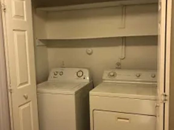 5th image of 2718 Cottage Cir