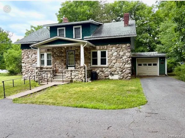 623 Walker Valley Road, Pine Bush, NY 12566