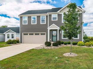 301 Fairfield Ct, Elyria, OH 44035