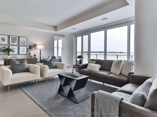 29 Queens Quay E #505, Toronto, ON M5E 0A4