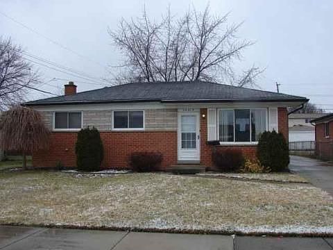 1st image of 32319 Gloede Dr