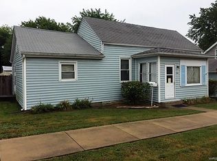 324 S Main St, Waterloo, IL 62298