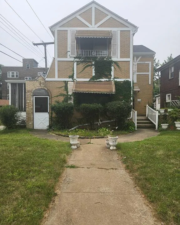 2025 W 4th Pl