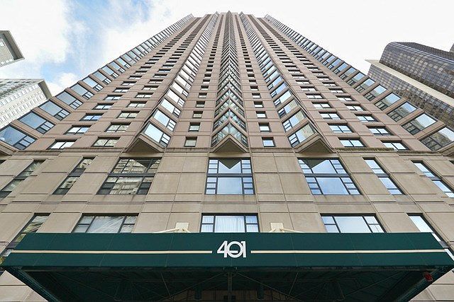401 E Ontario St Unit 2105, Chicago, IL 60611