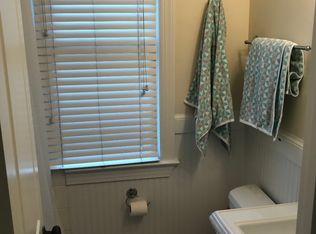 922 S Washington St APT 201, Alexandria, VA 22314
