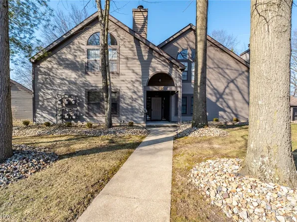 1143 Red Tail Hawk Ct Unit 1, Youngstown, OH 44512