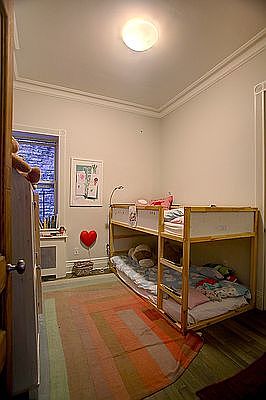 5th image of 100 W 76th St APT 3N