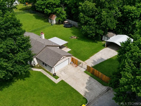 3637 E 143rd St S, Bixby, OK 74008