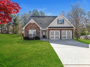 621 Savannah Dr, Villa Rica, GA 30180