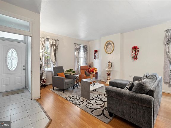 4th image of 4614 Van Kirk St #16