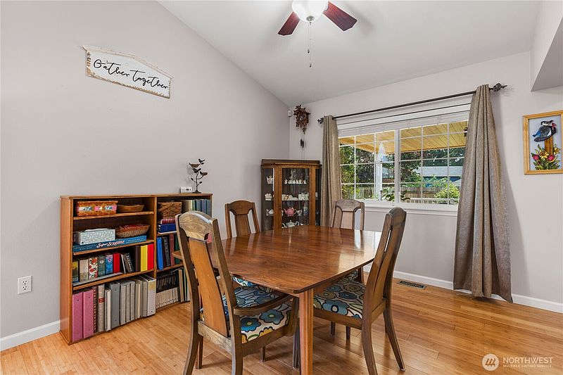 4th image of 2302 148th Street E