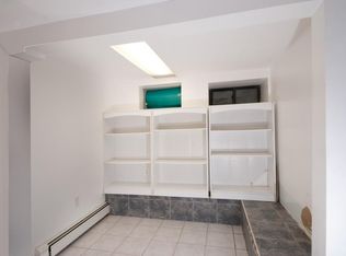 16216 77th Rd, Flushing, NY 11366