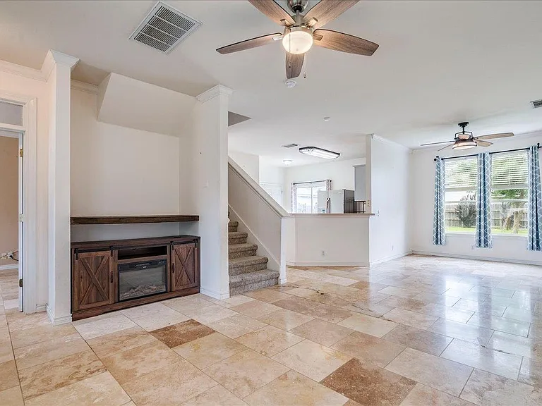 260 Tobin Dr — Photo 8