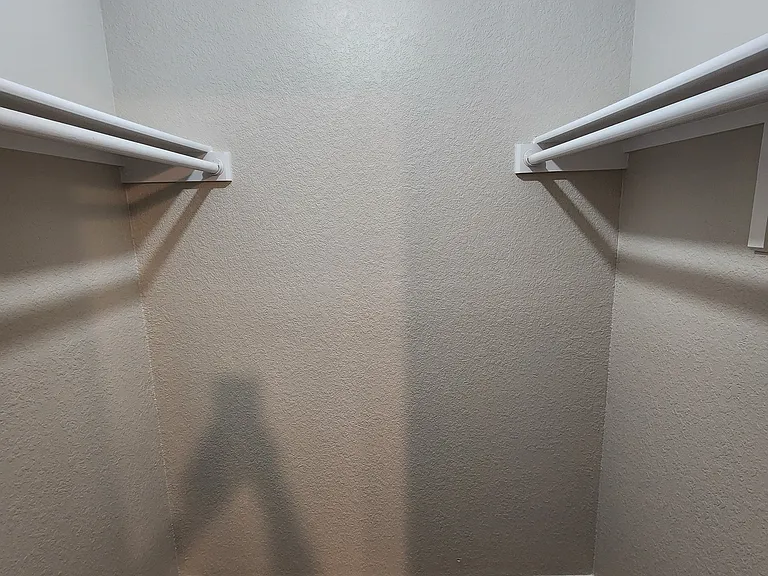 607 Hollyberry Dr — Photo 30