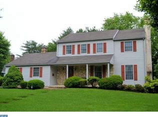 1130 Donna Dr, Fort Washington, PA 19034