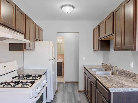 Portland Terrace Apartments, Richfield, MN