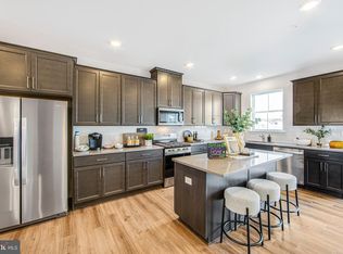 6 Kusy Ter, Bridgeport, PA 19405