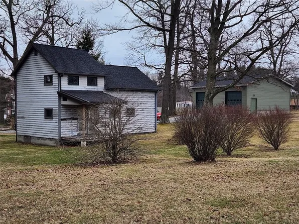 1673 State Route 711, Stahlstown, PA 15687