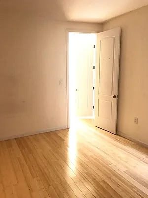 Rented by BRICK & GALO REALTY CORP | media 31